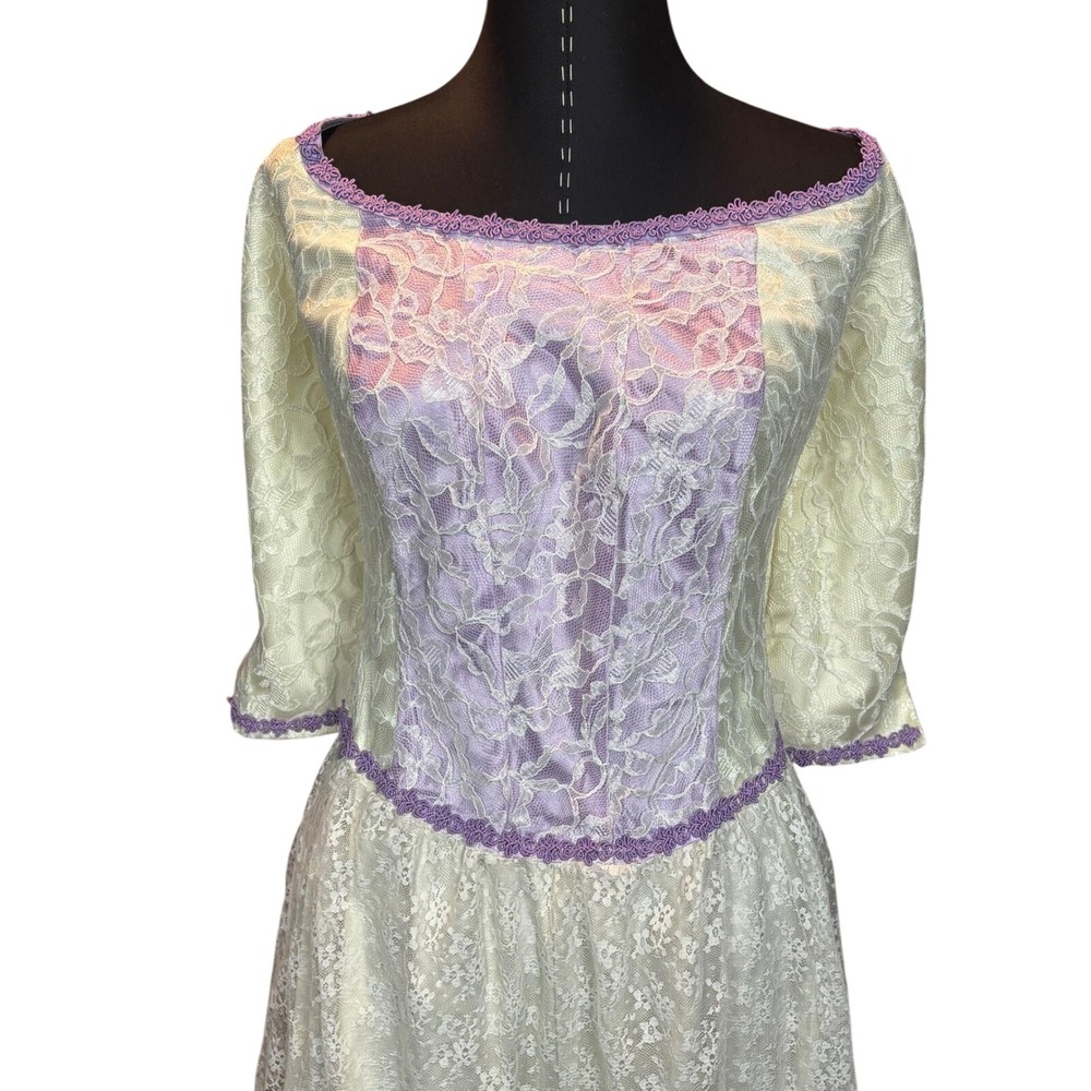 Vintage Cream Lace Purple Trim Fairycore Cottagecore Romantic Boho Prairie Dress - Picture 2 of 6